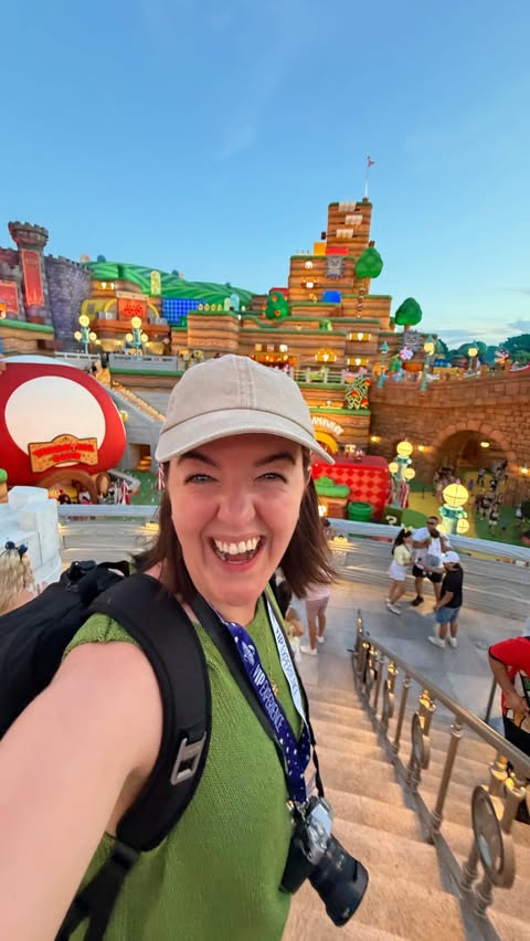 Instagram post by @itsjessglynn for Universal Orlando Resort. Caption reads: [...] you were EPIC! 🎢😜🙌....