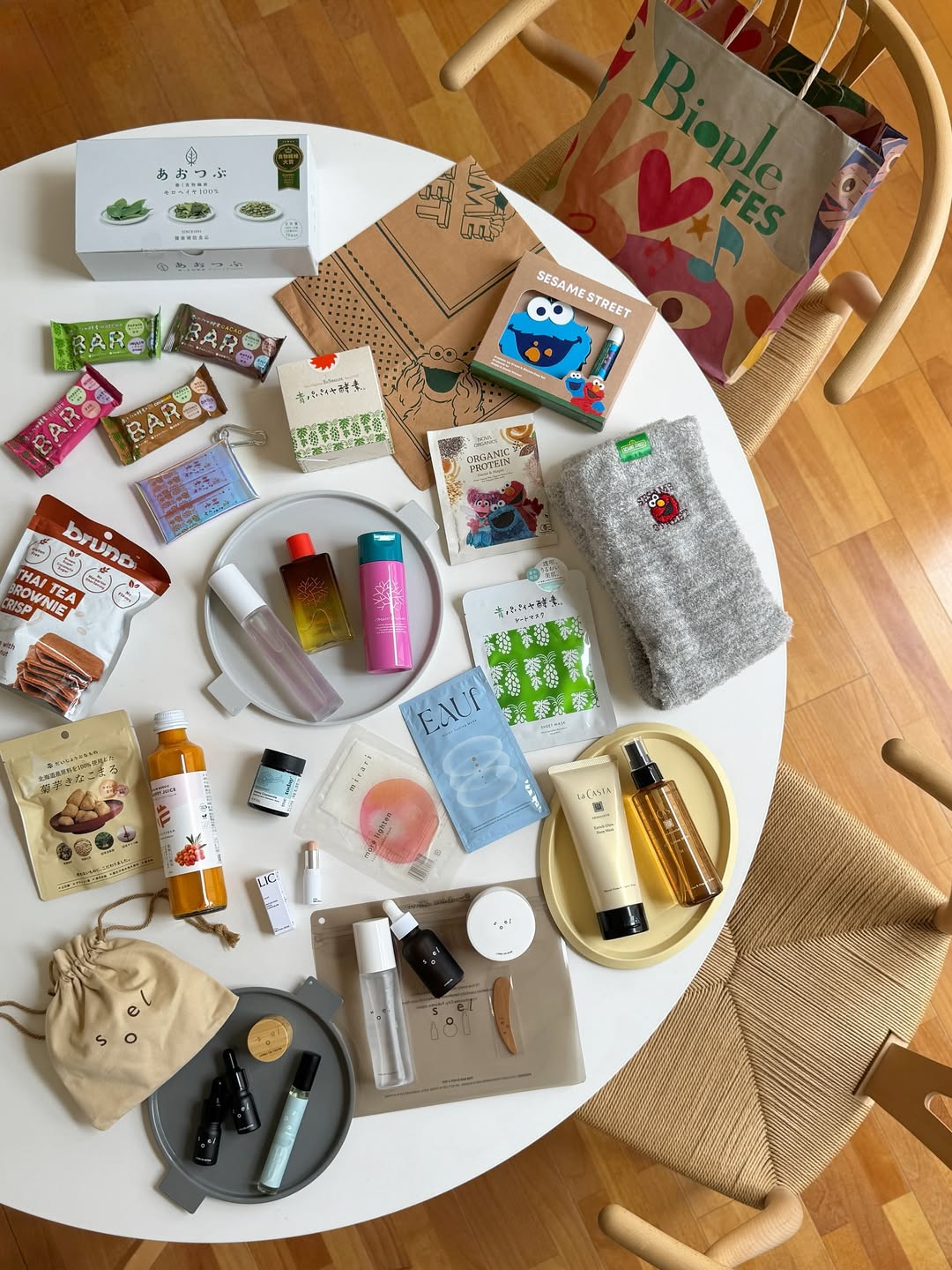 Instagram post by @urarie83 for Biople. Caption reads: 8日までの、Bieple FESでのGET品🛍️

事前に @biople....