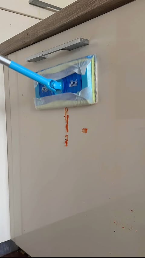 Instagram post by @mrs.ds.cleaning.reviews for SuperSavvyMe. Caption reads: When the Olympics takes over your evening shutdown....