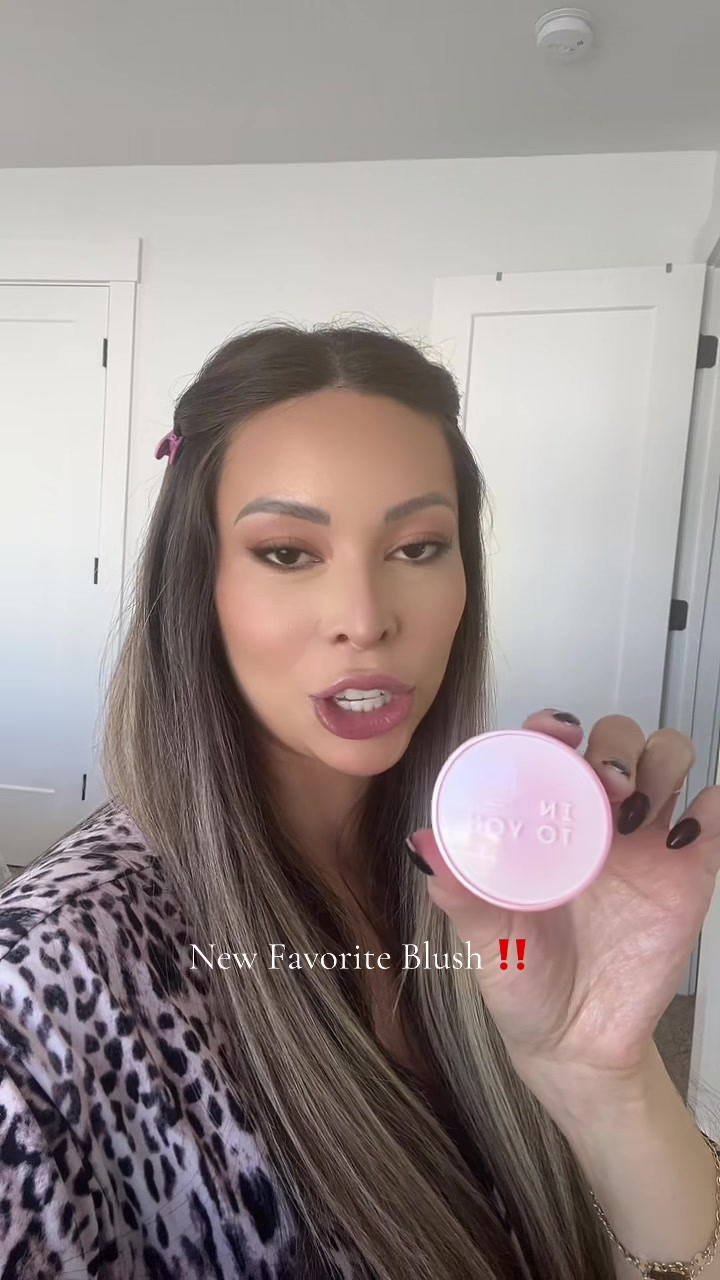 TikTok post by @janeth.mm0 for INTO YOU. Caption reads: @intoyoucosmetics New must for my daily makeup....