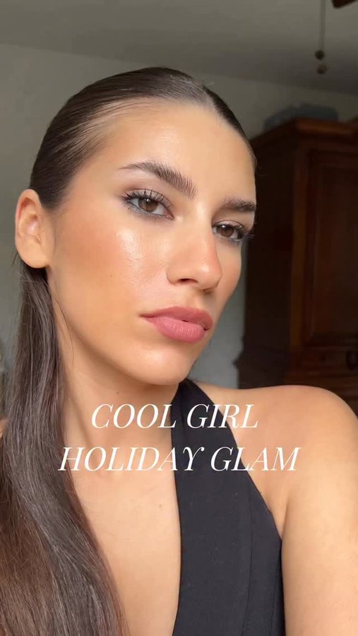 Instagram post by @verogiraldezz for Laura Mercier. Caption reads: cool girl festive glam using @lauramercier best....
