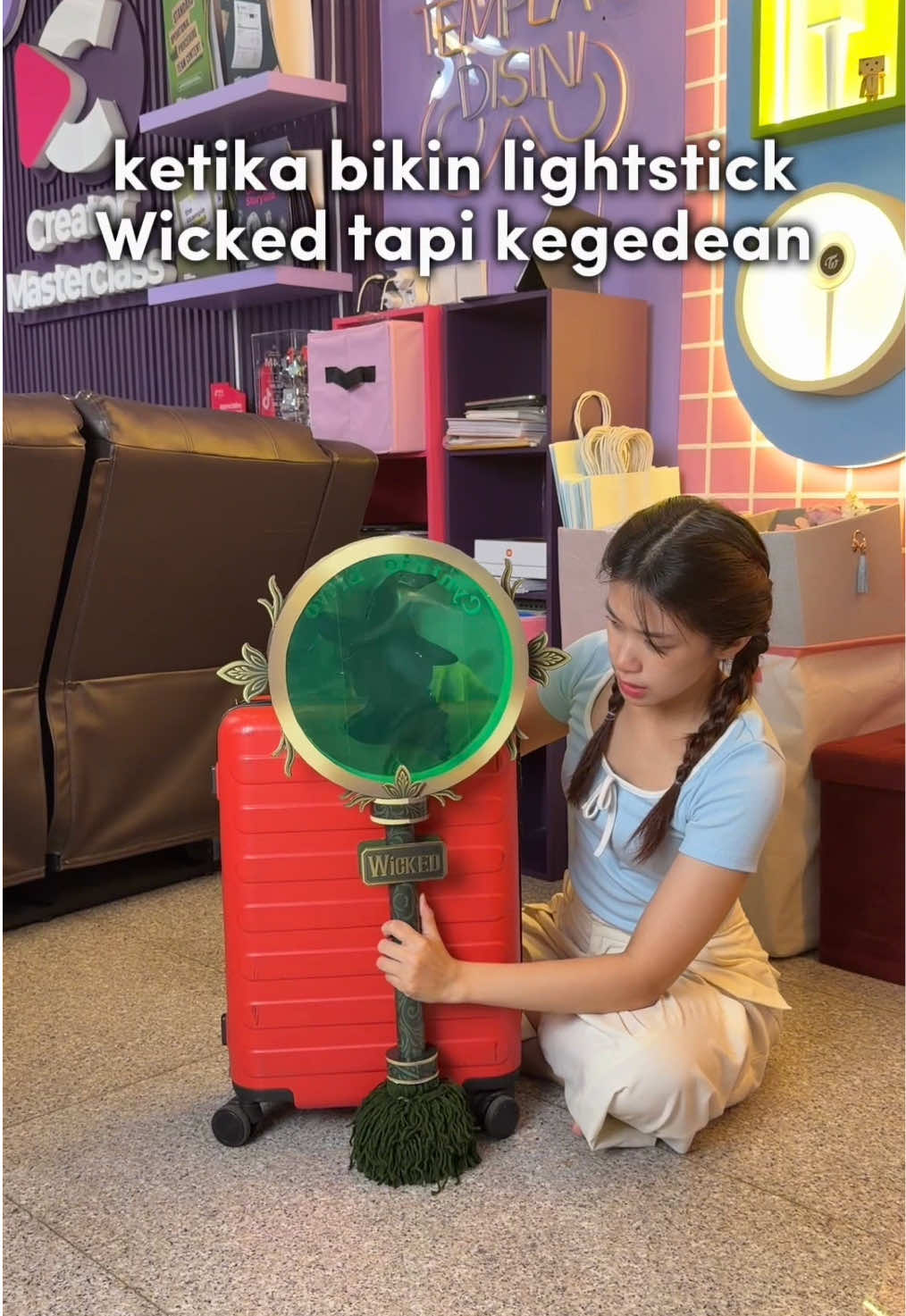 TikTok post by @ireneswnd for LANEIGE. Caption reads: DI TANDA TANGAN ELPHABA OMEGATTTTT 😭😭😭 btw ini....