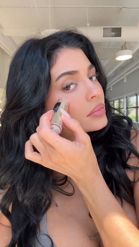 Instagram post by @kyliejenner for Kylie Cosmetics. Caption reads: @kyliecosmetics CYBER MONDAY sale is happening....