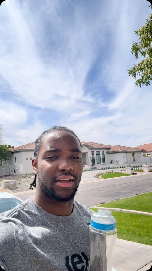 Instagram post by @benmorrison for Cirkul. Caption reads: Head to DrinkCirkul.com to get your own Starter....