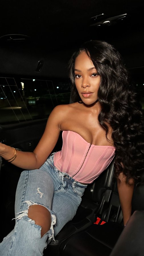 Instagram post by @brandinecole for Mayvenn. Caption reads: Is it the way I do my hair? 🤭✨🤍🤍

Get hair....