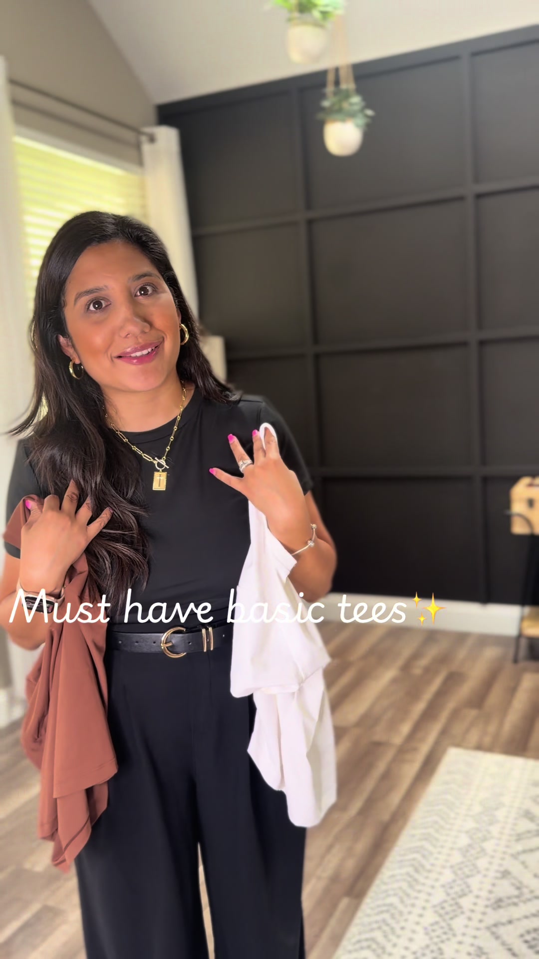TikTok post by @hey_luzma for Automet. Caption reads: [...] with jeans, shorts, skirts & leggings....