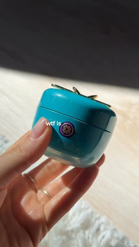 Instagram post by @tinastfy for GOODONYA Organic. Caption reads: [...] and work out finally 🤍 Thank you....