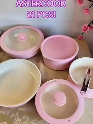 TikTok post by @soniaebaires for Astercook. Caption reads: chicas! 21 pcs ASTERCOOK no se Pega nada facil de....