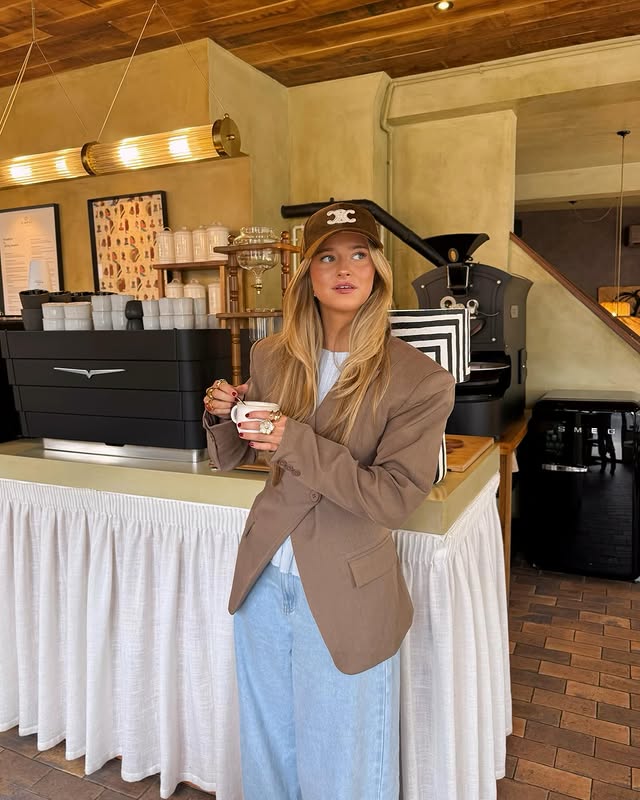 Instagram post by @valerie.brinksma for LOAVIES. Caption reads: brown fits, day to night ☕️👠 #girlsgoneloavies....
