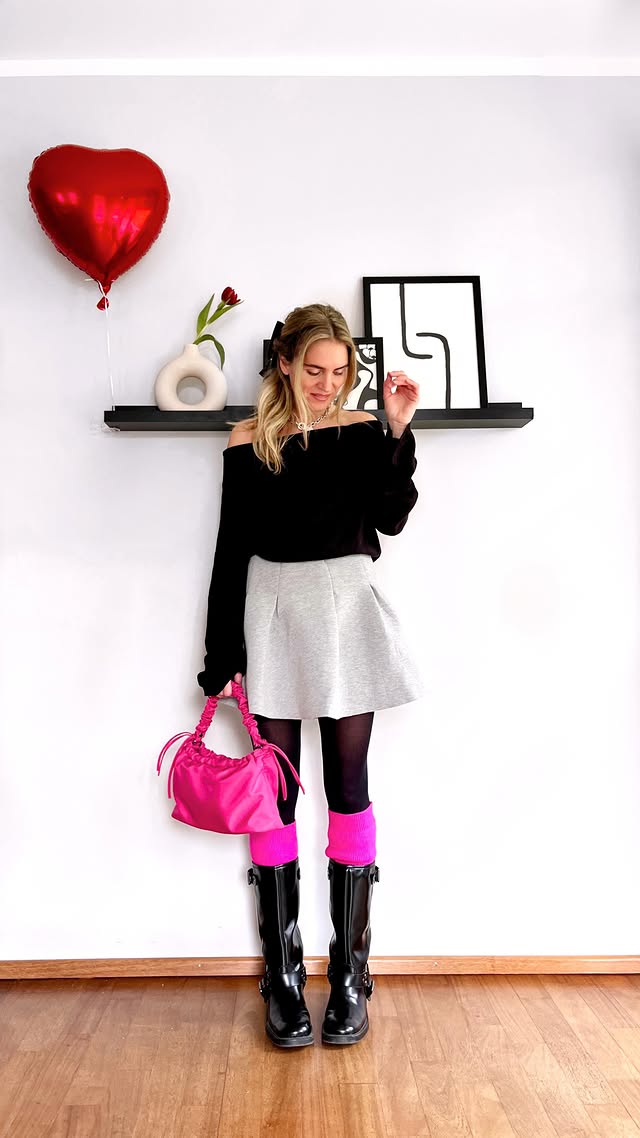 Instagram post by @heartfelthunt for HVISK. Caption reads: [...] Bow @invisibobble ad-pr gift * Bag @hvisk....