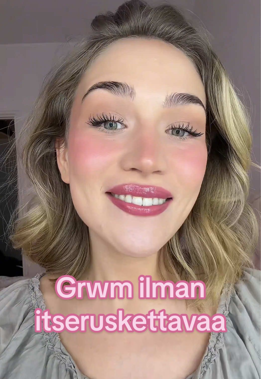 TikTok post by @aliceojala for CAIA Cosmetics. Caption reads: Meikki ilman itseruskettavaa part 2 @CAIA....