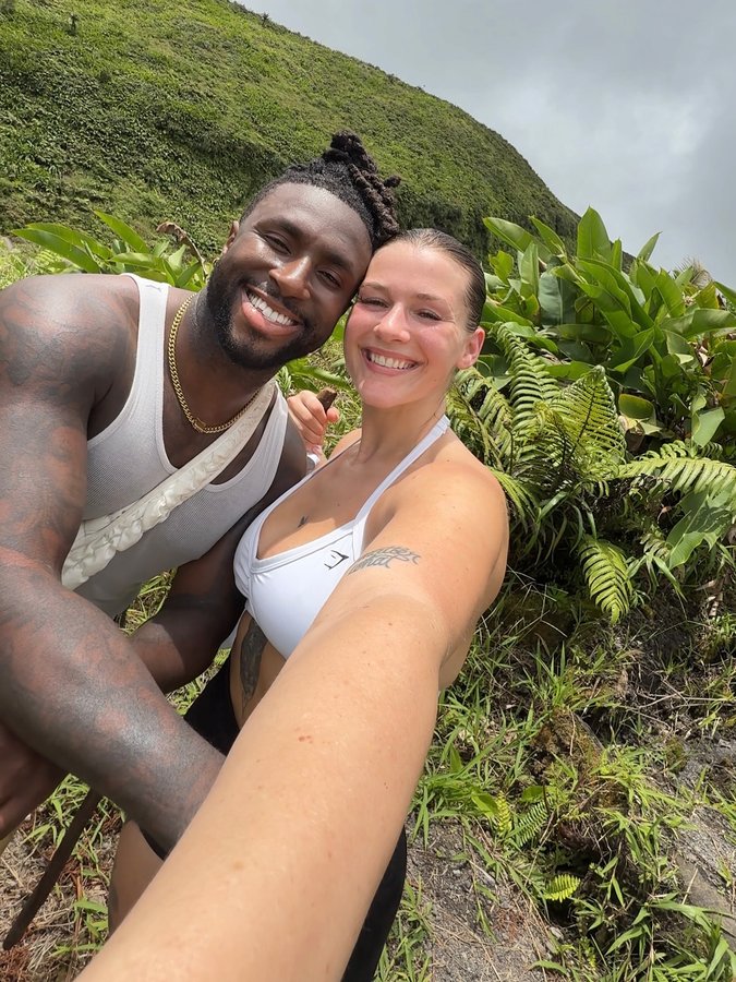 Instagram post by @esther.burden for Sandals Resorts. Caption reads: Honeymoon Dump pt.1 (with context)♥️🌴

We stayed....