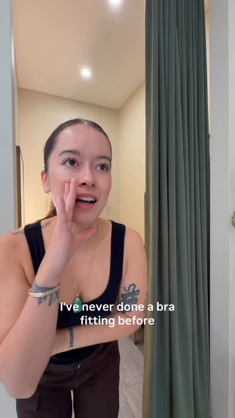 Instagram post by @xuanfitness for Knix. Caption reads: My first bra fitting experience with @knix was....