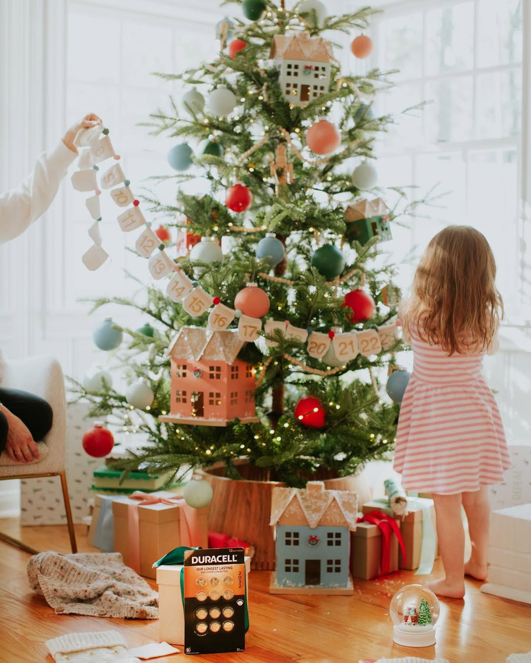 Instagram post by @sugarandcloth for Duracell. Caption reads: Had a REAL *whoopsie* moment when I realized that....