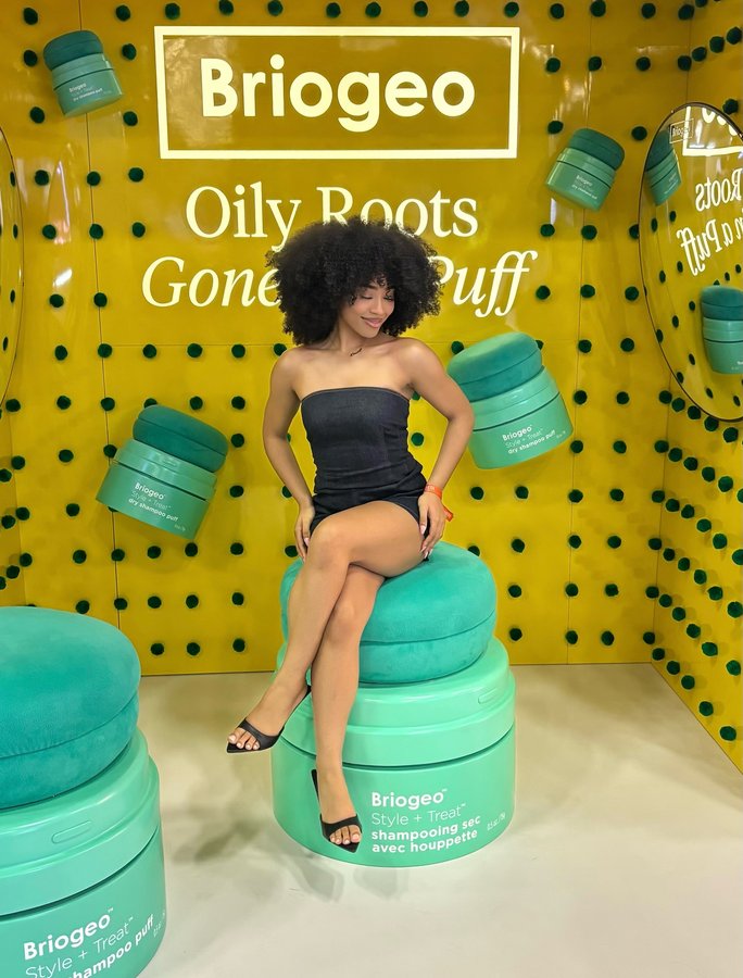 Instagram post by @thelaurynicole for Ethique. Caption reads: [...] World🛍️🤭🧡🌵🤠

Thank you SO much....