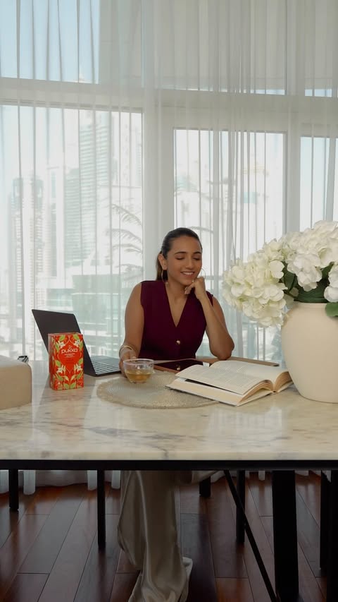 Instagram post by @masoomminawala for Pukka Herbs. Caption reads: [...] of calm, that’s my kind of balance.....