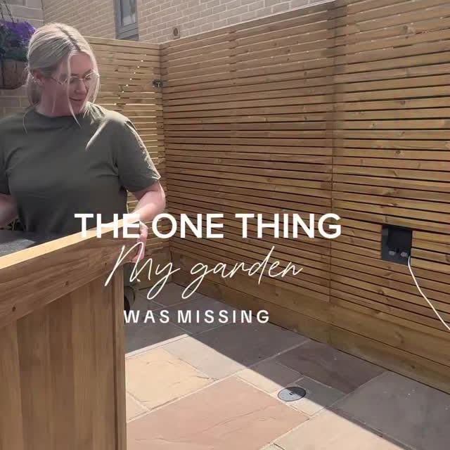 Instagram post by an influencer for Garden Trends. Caption reads: [...] outdoor kitchen is from @gardentrendsuk....