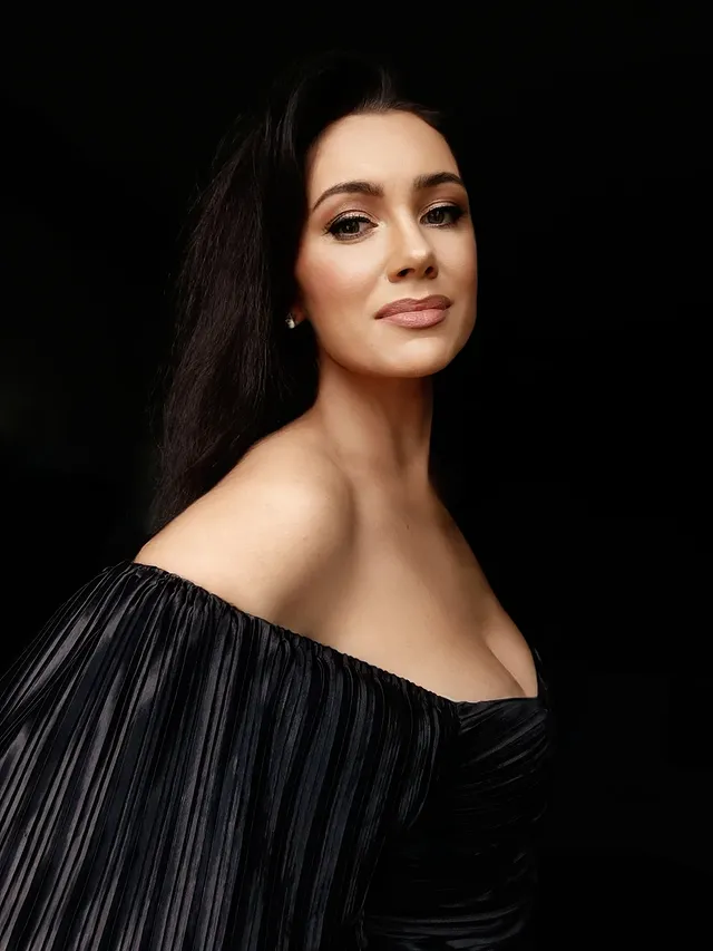 Instagram post by @pearlula_ for Boohoo. Caption reads: @boohoo

#me #metime #brown #mycolour #weekend....