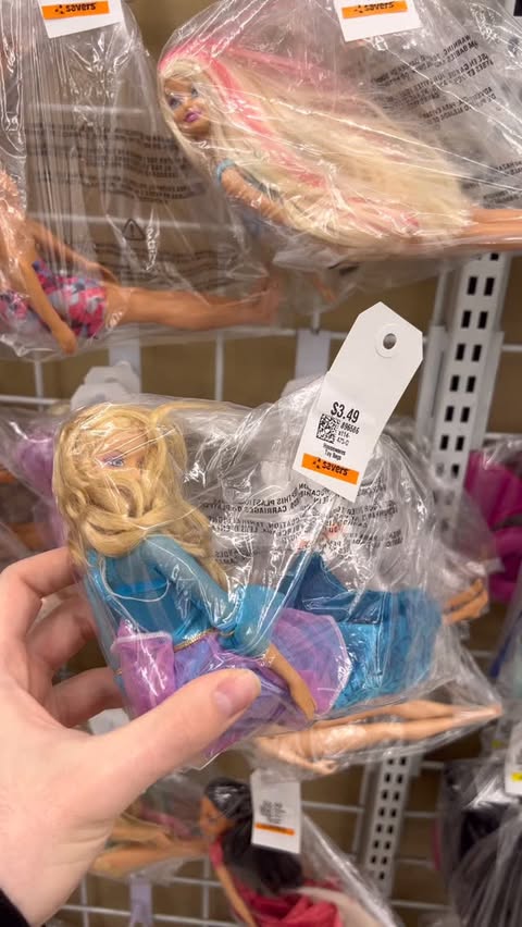 Instagram post by @zombiexcorn for Barbie. Caption reads: Lots of iconic barbs 💅🏻 who would you have....