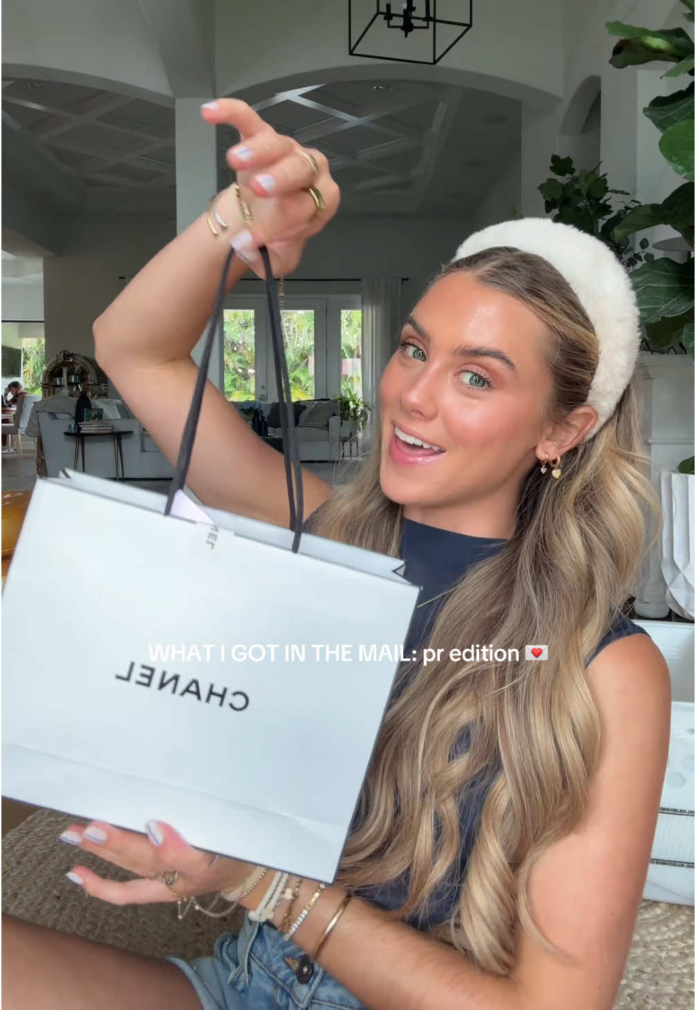 TikTok post by @sloanevosen for JSHealth Vitamins. Caption reads: what I got in the mail PR edition 💌 lots and lots....