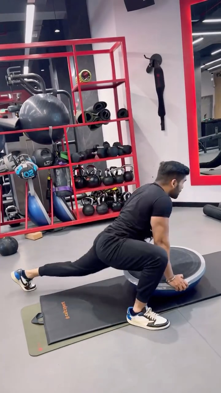 Instagram post by @divyank_chandra for Myprotein ME. Caption reads: 🔥FUNCTIONAL WORKOUT with @myproteinin....