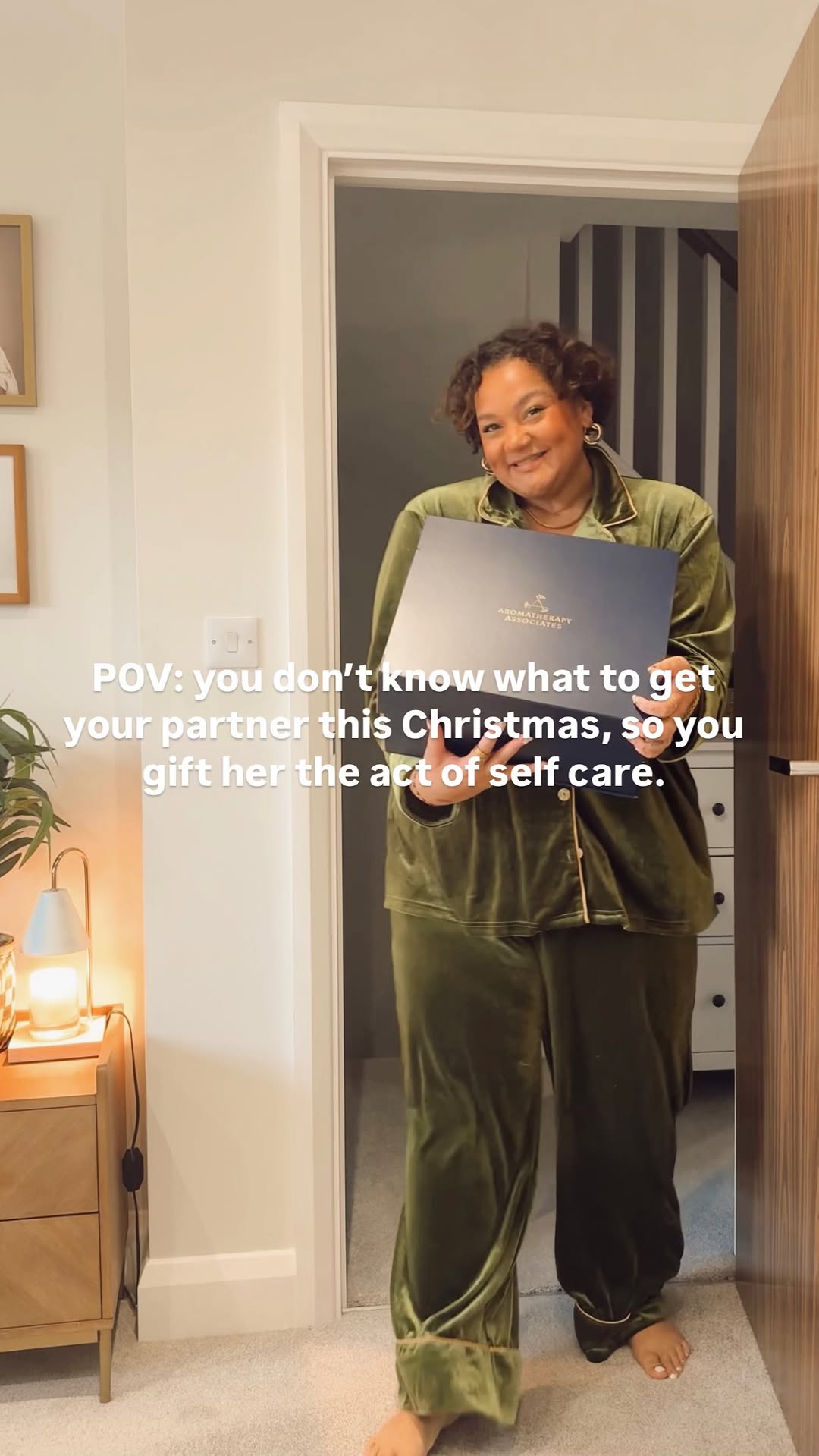 Instagram post by @gracefvictory for Aromatherapy Associates. Caption reads: A D 👀 send this to your man because alone time,....