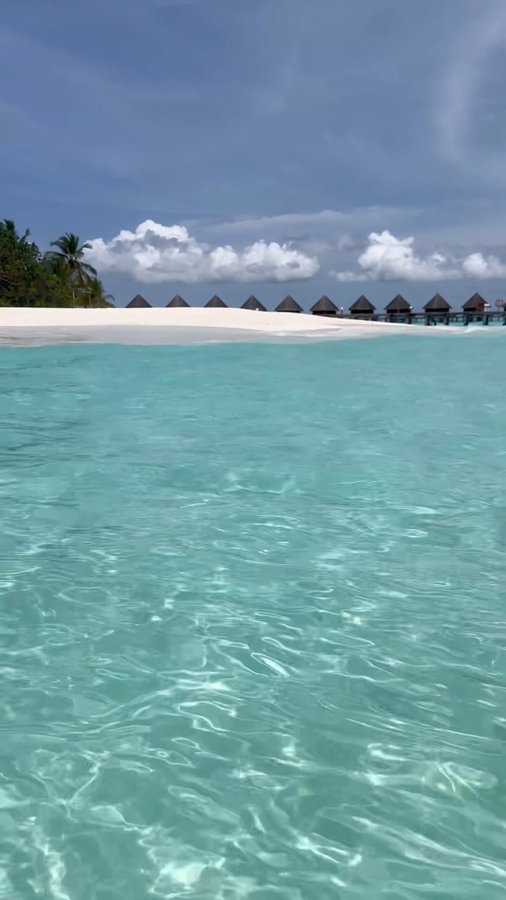 Instagram post by @ilkealkan for Visit Maldives. Caption reads: 🏝️Maldives #reklam.