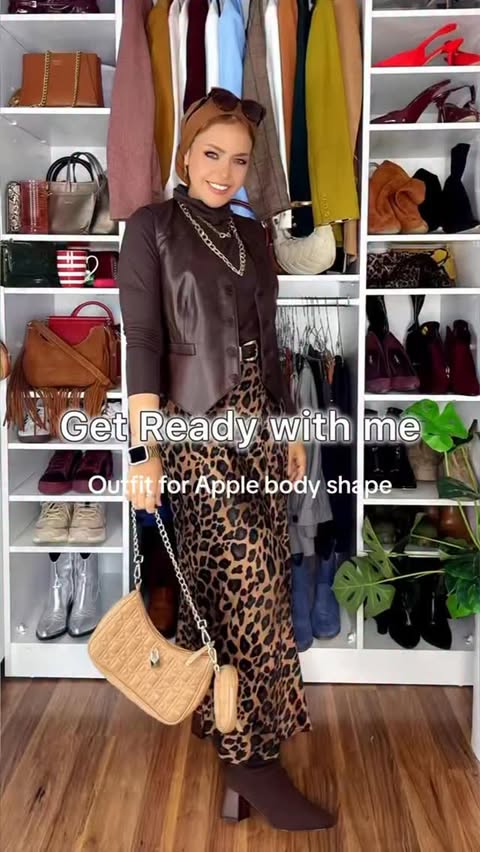 Instagram post by @emyshahine for Trendyol. Caption reads: Get ready مع إيمي ♥️ modest outfit for apple body....