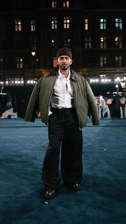 Instagram post by @hellacreps for Google Pixel. Caption reads: [...] photo when u got gemini on ur side....