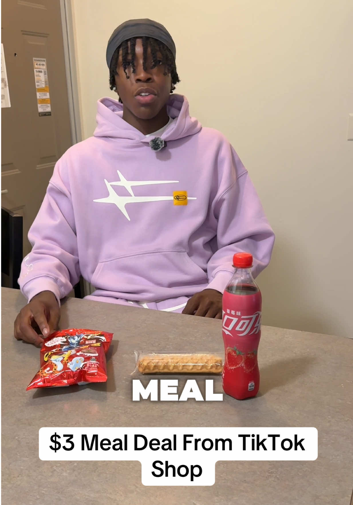 TikTok post by @brackxtt for Bussin Snacks. Caption reads: [...] #3dollars #creatorsearchinsights @Bussin....