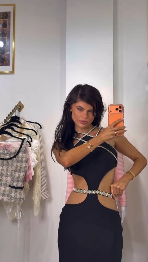Instagram post by @stav_vicious for Jessica Bara. Caption reads: Wearing @jessica__bara 👗 #ad.