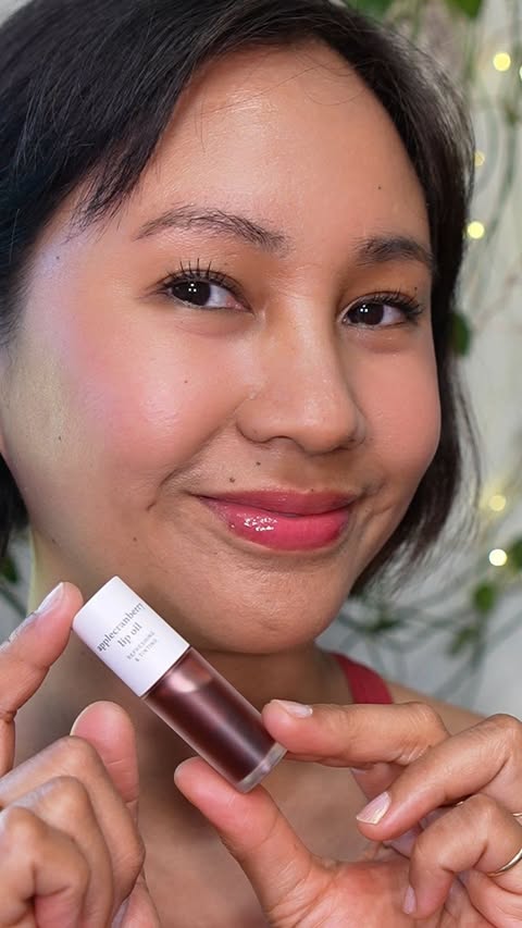 Instagram post by @willworkformascara for Stack Influence. Caption reads: Glossy lips but make it ✨skincare✨ 💄🍎 I’ve been....