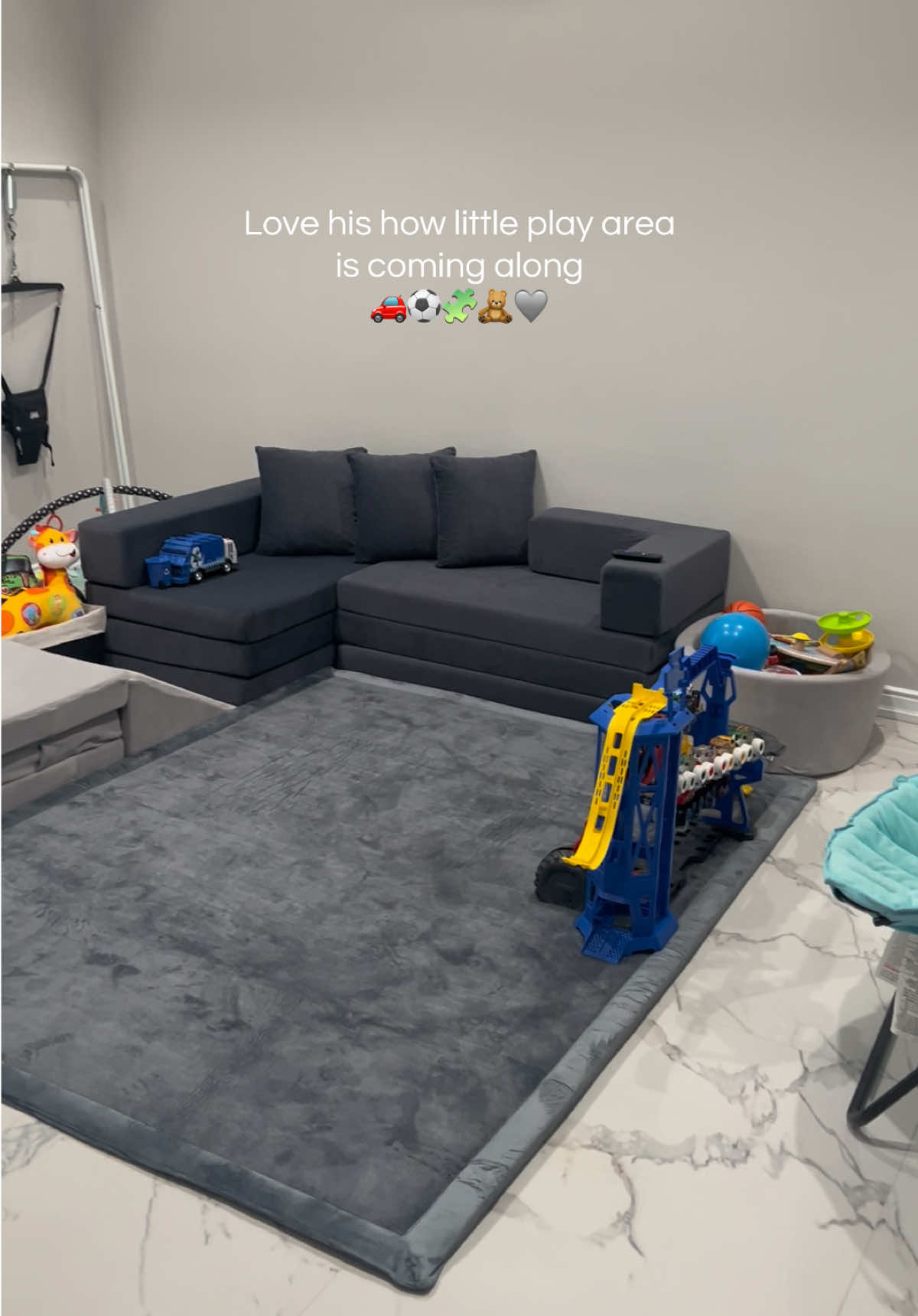 TikTok post by @ameeleigh6 for HULOOSLEEP. Caption reads: Every parent needs a mat for their kids, this one....