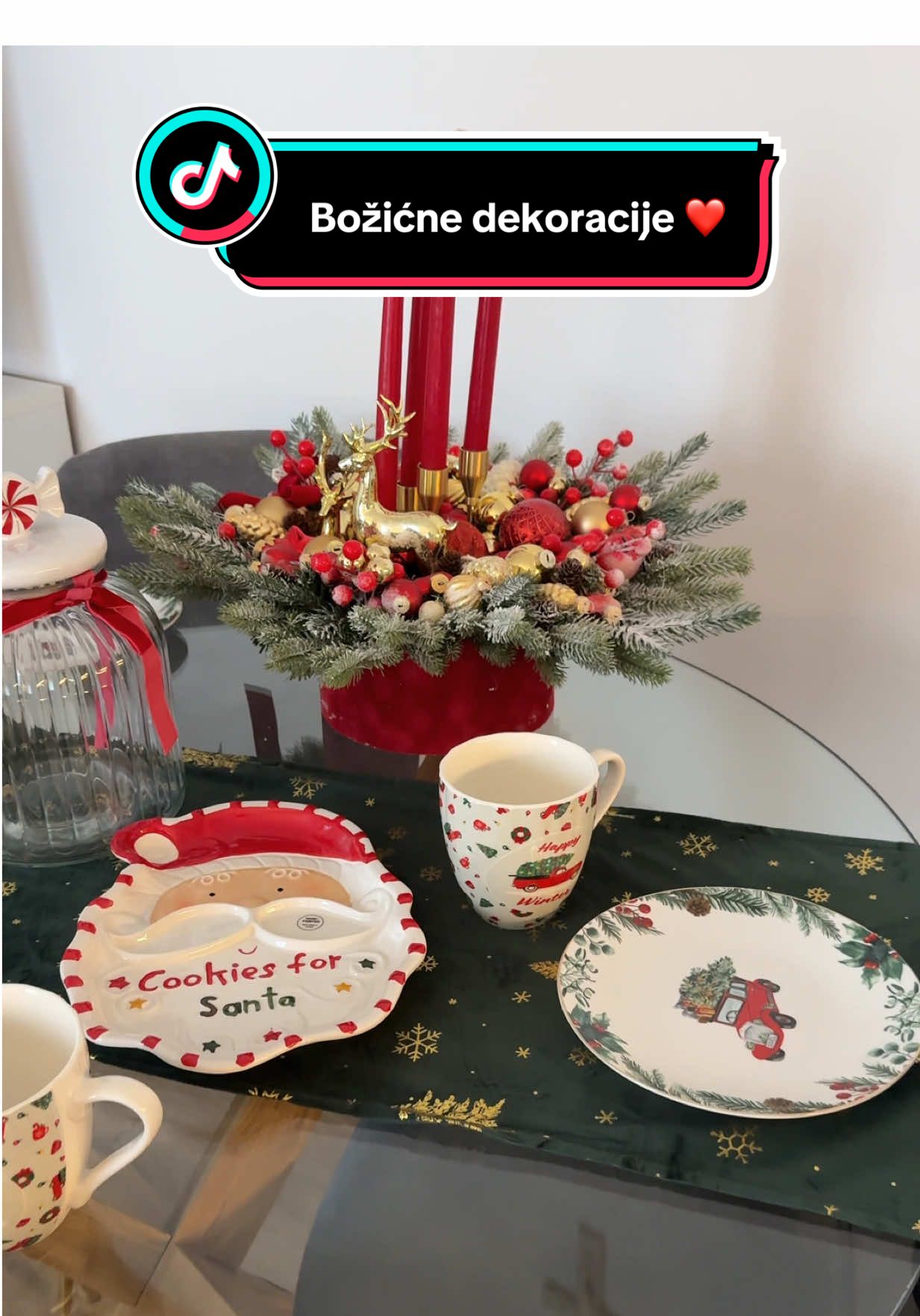 TikTok post by @annie.xo.xo for Pepco. Caption reads: [...] nikad nije bilo slađe 🥹 #SveZaBožićJeOvdje....