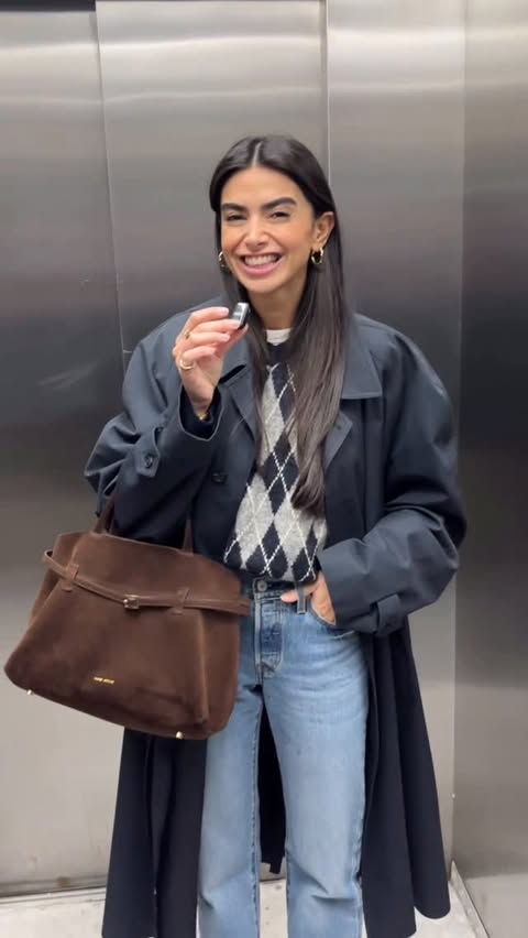 Instagram post by @selennergiz for Beauty Omelette. Caption reads: Outfit of the day🤎 #fyp #ootd #reklam 

Knitwear....