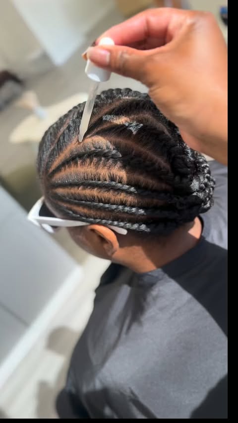 Instagram post by @earnestlynatural for Camille Rose. Caption reads: [...] ends. For this style, I prepped with Camille....