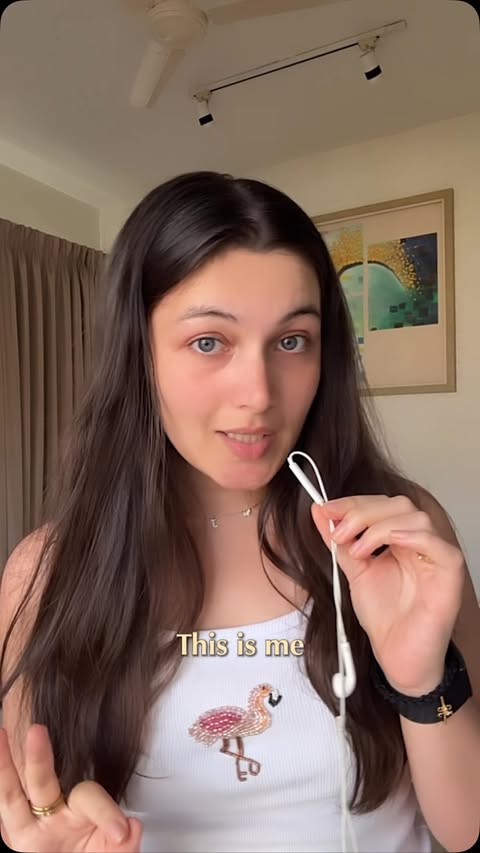 Instagram post by @jenisha_19 for OZiva. Caption reads: See the change! #ad #oziva #glutaserum #ozivaserum....