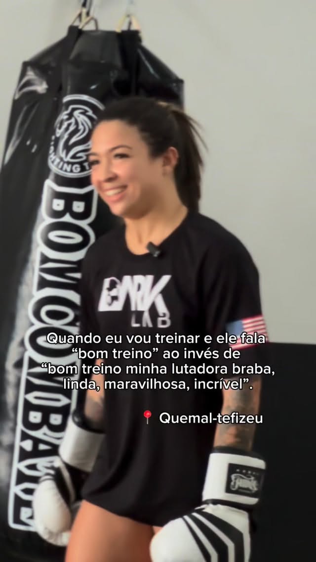 Instagram post by @monique.ruchell for BOLD SNACKS. Caption reads: USE 🏷️MRUCHELL NA @darklabsuplementos....