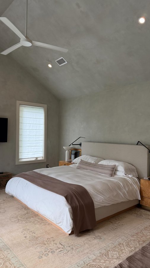 Instagram post by @courtney_shields for Victoria's Secret. Caption reads: Celebrate the holidays in my favorite Victoria’s....