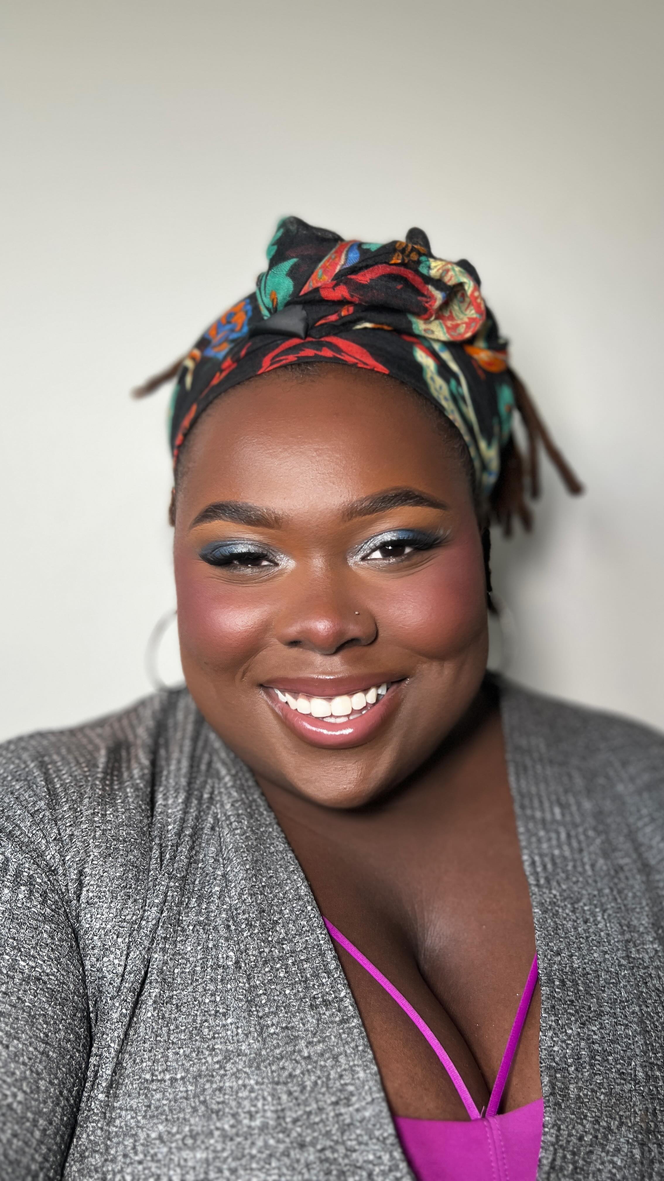 Instagram post by @itsjewelstarr for Cheekbone Beauty. Caption reads: Full face of @cheekbonebeauty and she did not....