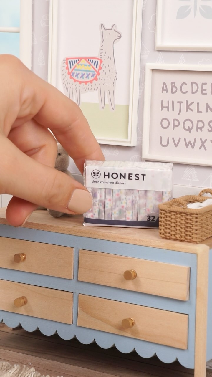 Instagram post by @chelseamakes for Honest. Caption reads: Honest(ly) what could be better than your favorite....