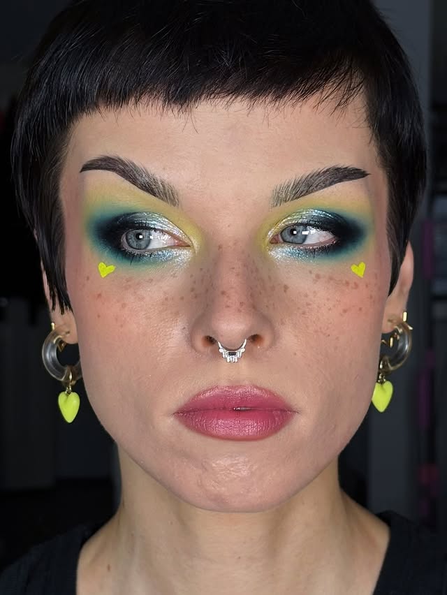 Instagram post by @starbyrd.makeup for LYS Beauty. Caption reads: [...] aqua liner in solar (gifted) -....