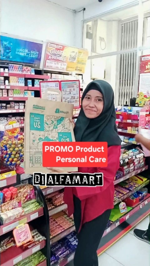 Instagram post by @mirnatiaralestari for Alfamart. Caption reads: [...] hemat???

Kebetulan Aku lagi mampir ke....