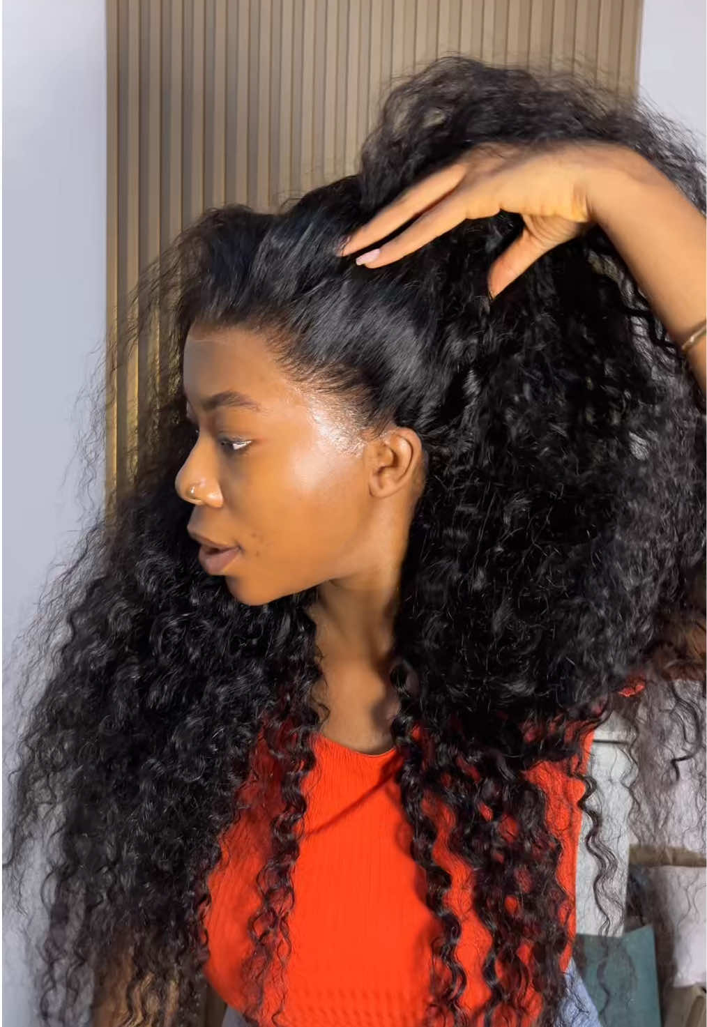 TikTok post by @wigguru for Amanda Hair. Caption reads: [...] wig linked in Bio, Go shop right now @Amanda....