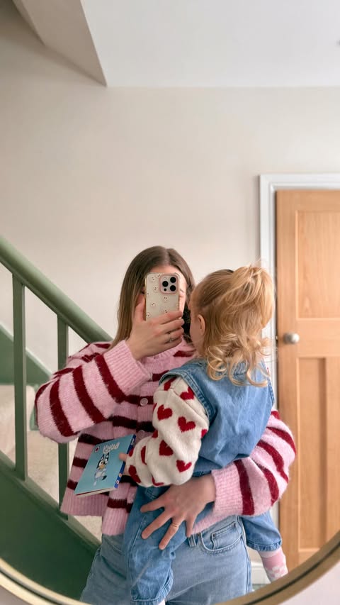 Instagram post by @megmonde for Yvonne Ellen. Caption reads: Spend a snowy day with us ☃️❄️ 

{pr items tagged}.