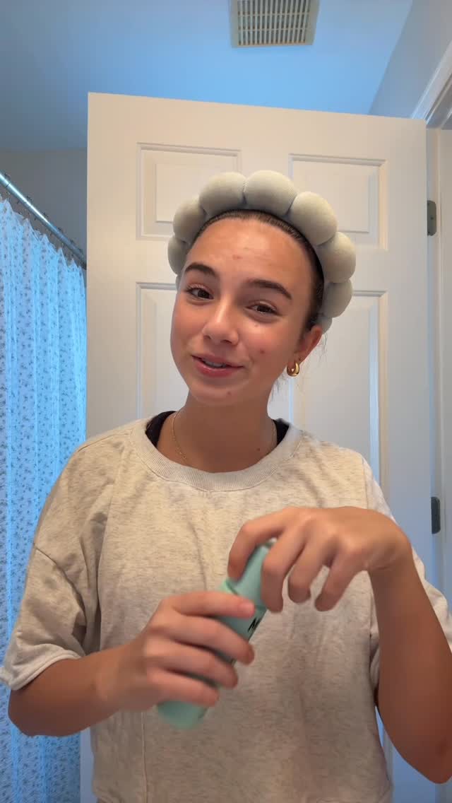 Instagram post by @missclairemackenzie for Avatara Skin. Caption reads: Using my favorite @avataraskin to complete my....