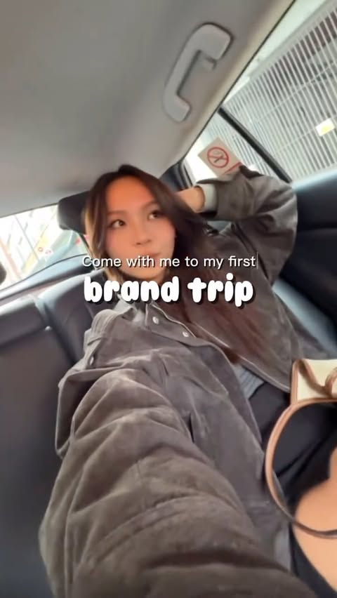 Instagram post by @itzlauriechang for Deliveroo. Caption reads: I’m officially a Deliveroo Student Brand....