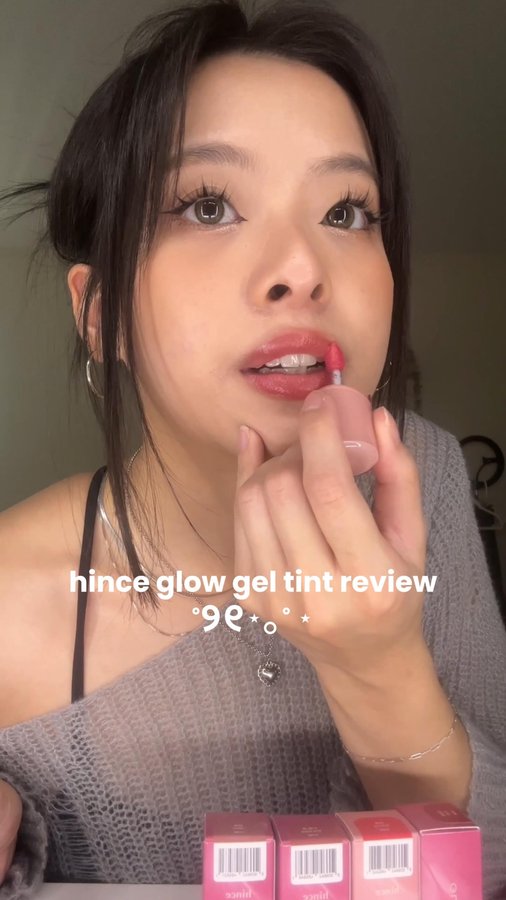 Instagram post by @mollsykae for hince. Caption reads: swatching all of @hince_official_global ‘s glow....