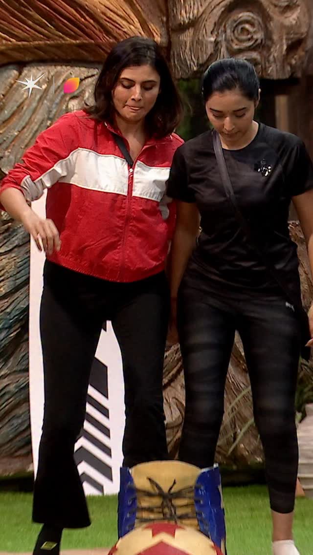 Instagram post by @colorstv for JioCinema. Caption reads: Task ke dauraan hua Tanya ka breakdown, kya Malti....