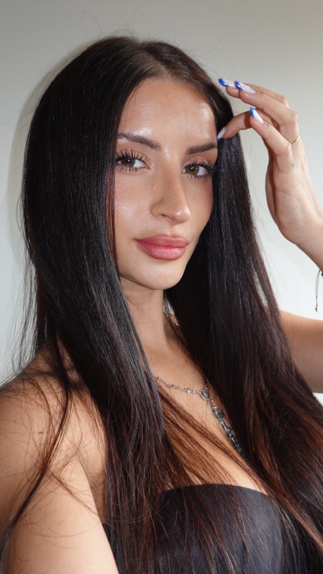 Instagram post by @ilaria.del.prete for Mulac Cosmetics. Caption reads: @mulaccosmetics grazie dal profondo del mio cuore....